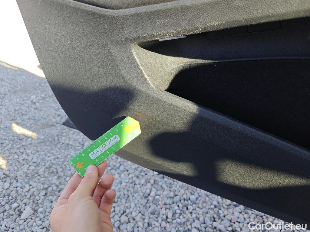  Volkswagen  Golf  VOLKSWAGEN / 2020 / 5P / berlina con portón Life 1.0 eTSI 81kW (110CV) DSG #11