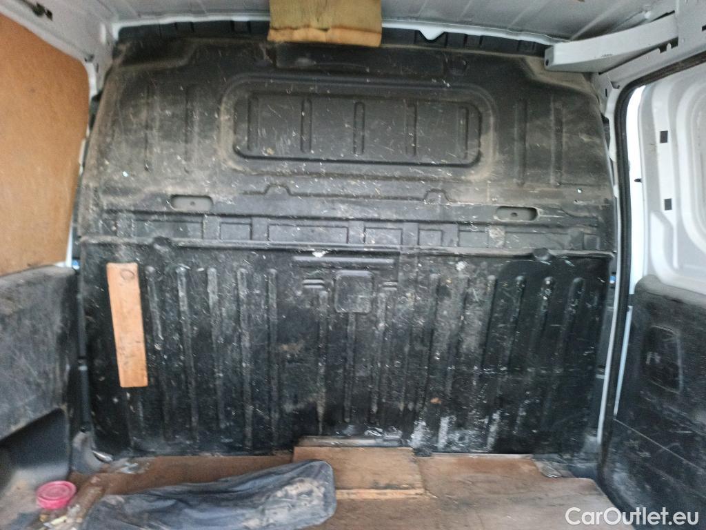  Citroen  Berlingo CITROEN  / 2018 / 3P / furgón derivado de turismo Talla M BlueHDi 100 CONTROL #18