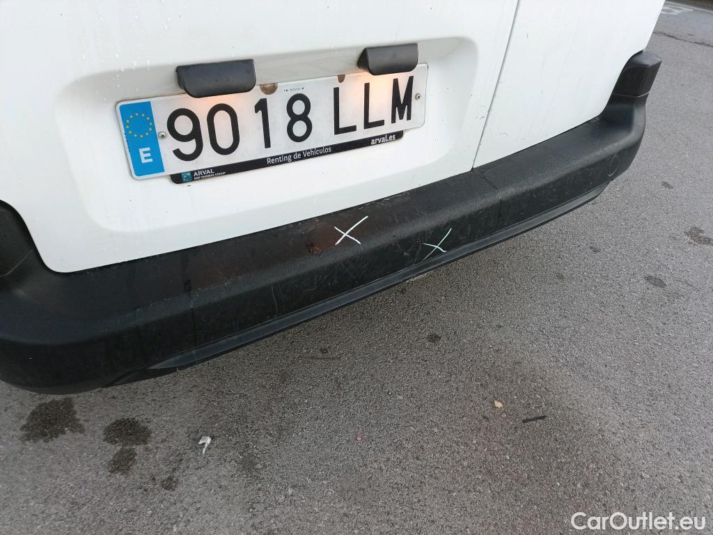  Citroen  Berlingo CITROEN  / 2018 / 3P / furgón derivado de turismo Talla M BlueHDi 100 CONTROL #30