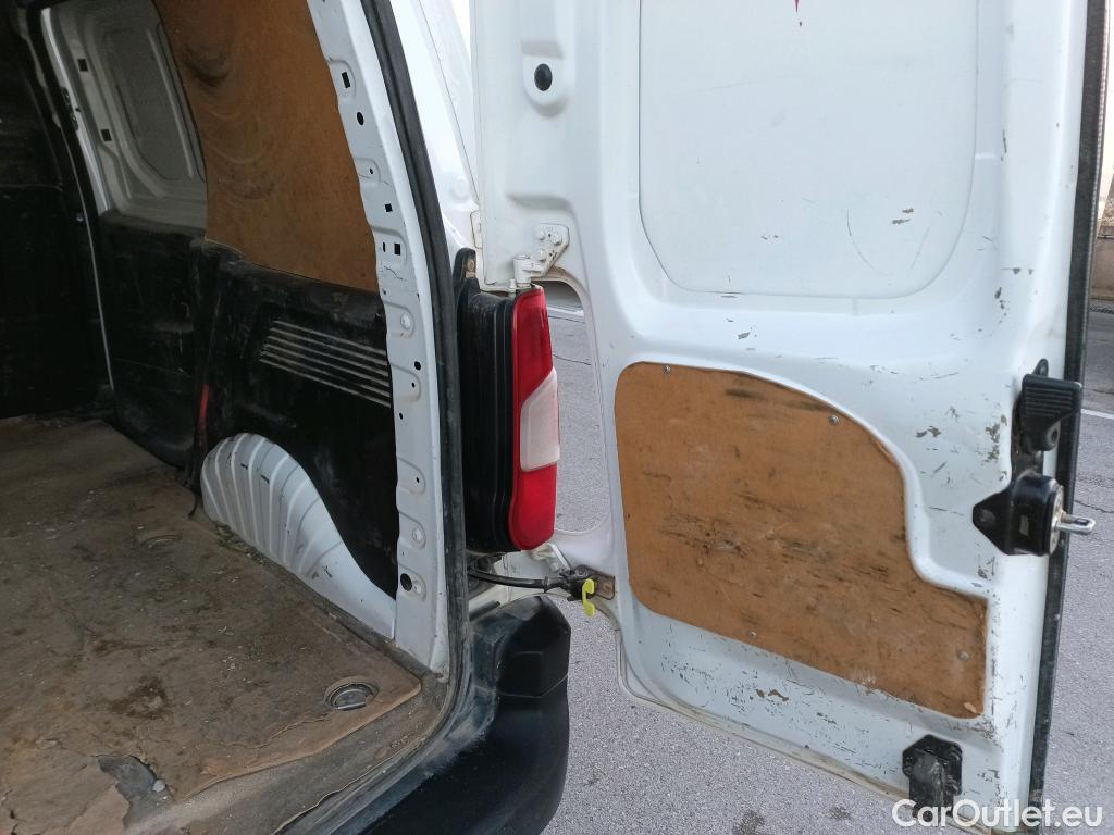  Citroen  Berlingo CITROEN  / 2018 / 3P / furgón derivado de turismo Talla M BlueHDi 100 CONTROL #17