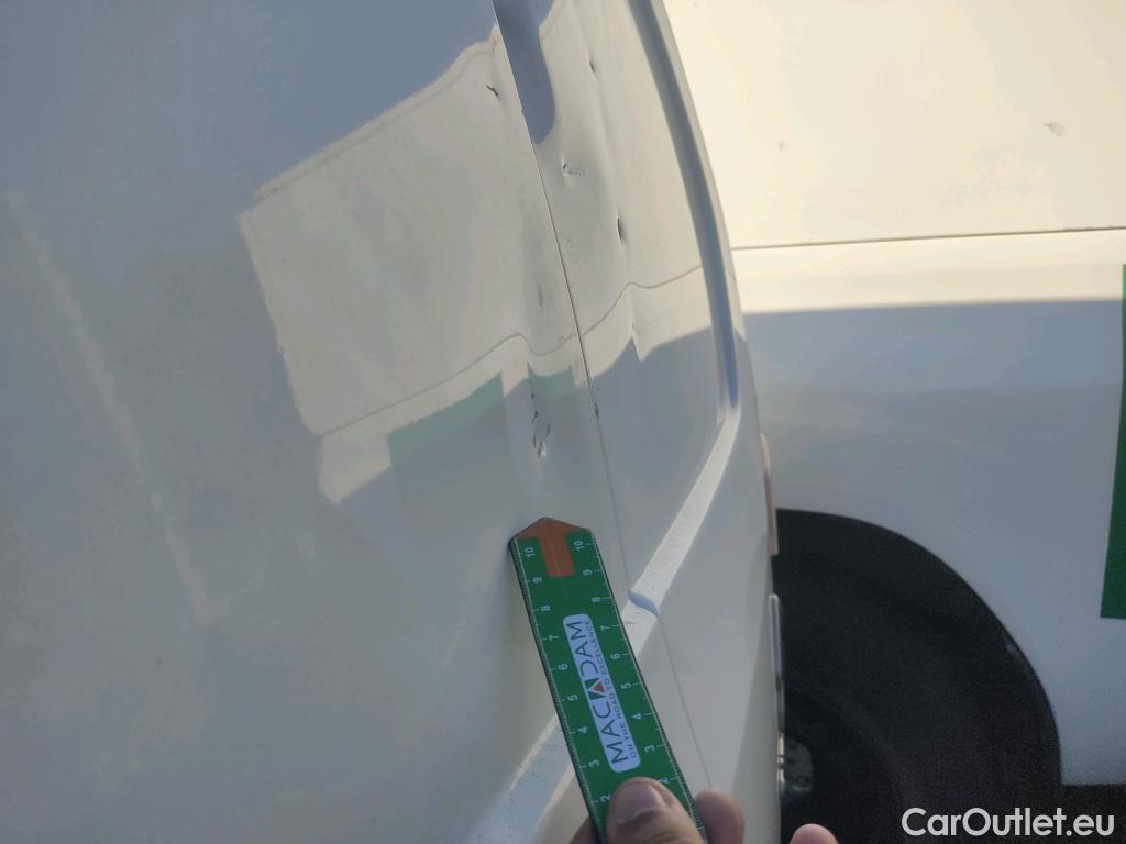  Citroen  Berlingo CITROEN  / 2018 / 4P / furgón derivado de turismo Talla XL BlueHDi 100 CONTROL #6