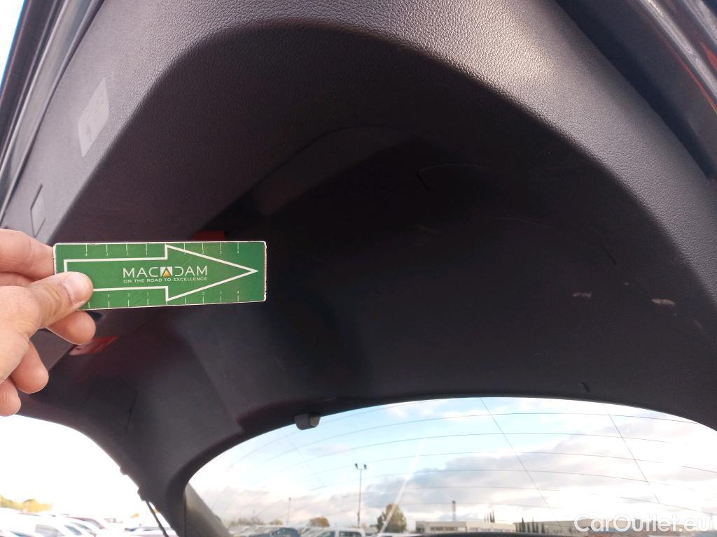  Volkswagen  T-ROC VOLKSWAGEN  / 2017 / 5P / todoterreno Advance 2.0 TDI 110kW (150CV) DSG (AC2) #10