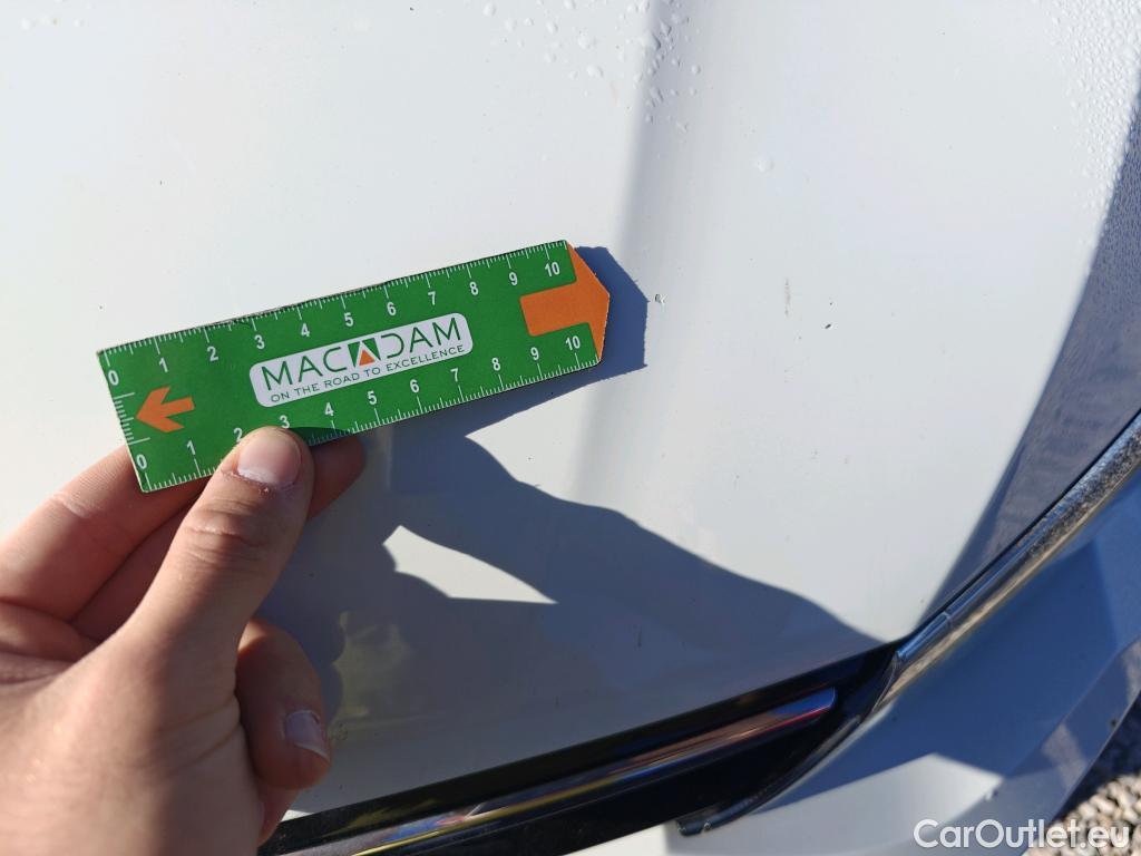  Volkswagen  Golf  VOLKSWAGEN / 2020 / 5P / berlina con portón Life 1.0 eTSI 81kW (110CV) DSG #27