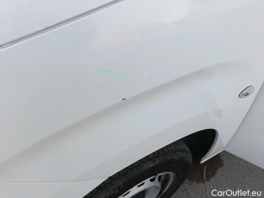  Citroen  Berlingo CITROEN  / 2018 / 3P / furgón derivado de turismo Talla M BlueHDi 100 CONTROL #32