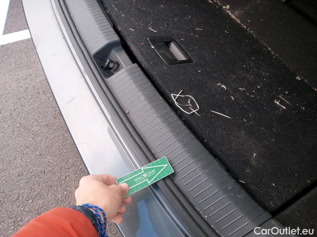  Volkswagen  T-ROC VOLKSWAGEN  / 2017 / 5P / todoterreno Advance 2.0 TDI 110kW (150CV) DSG (AC2) #12