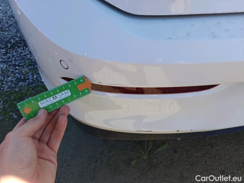  Volkswagen  Golf  VOLKSWAGEN / 2020 / 5P / berlina con portón Life 1.0 eTSI 81kW (110CV) DSG #18