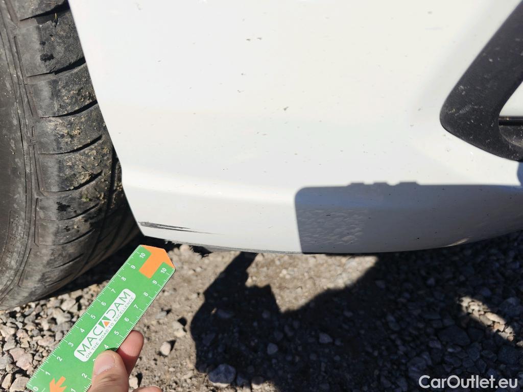  Volkswagen  Golf  VOLKSWAGEN / 2020 / 5P / berlina con portón Life 1.0 eTSI 81kW (110CV) DSG #14