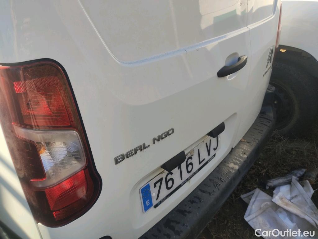  Citroen  Berlingo CITROEN  / 2018 / 4P / furgón derivado de turismo Talla XL BlueHDi 100 CONTROL #5
