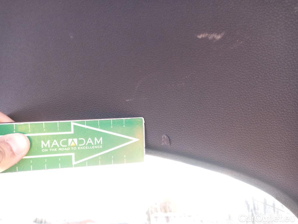  Volkswagen  T-ROC VOLKSWAGEN  / 2017 / 5P / todoterreno Advance 2.0 TDI 110kW (150CV) DSG (AC2) #9