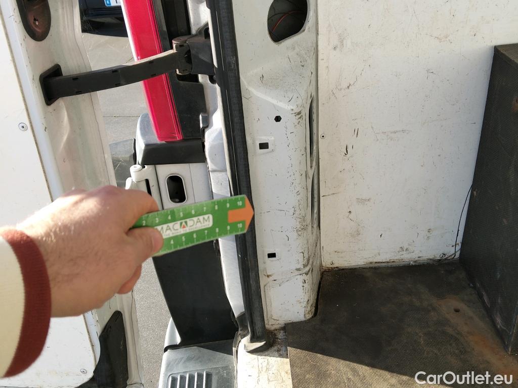  Citroen  Jumper CITROEN  / 2014 / 4P / furgón BlueHDi 103KW (140CV) Furgón 35L2H2 #2