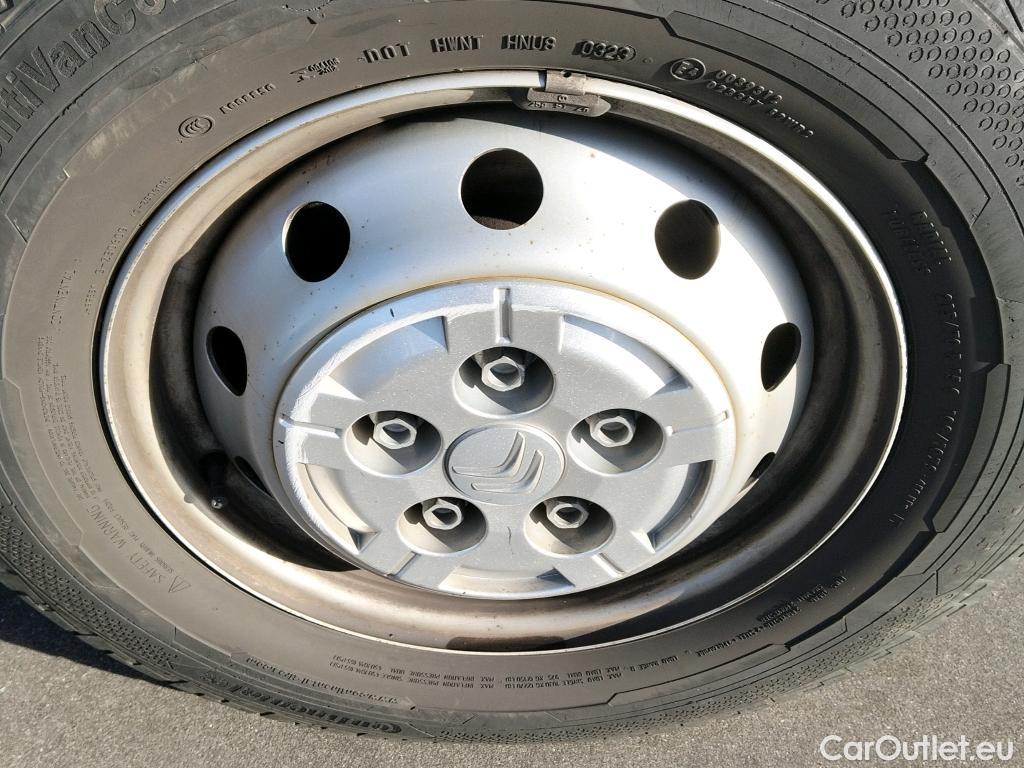  Citroen  Jumper CITROEN  / 2014 / 4P / furgón BlueHDi 103KW (140CV) Furgón 35L2H2 #36