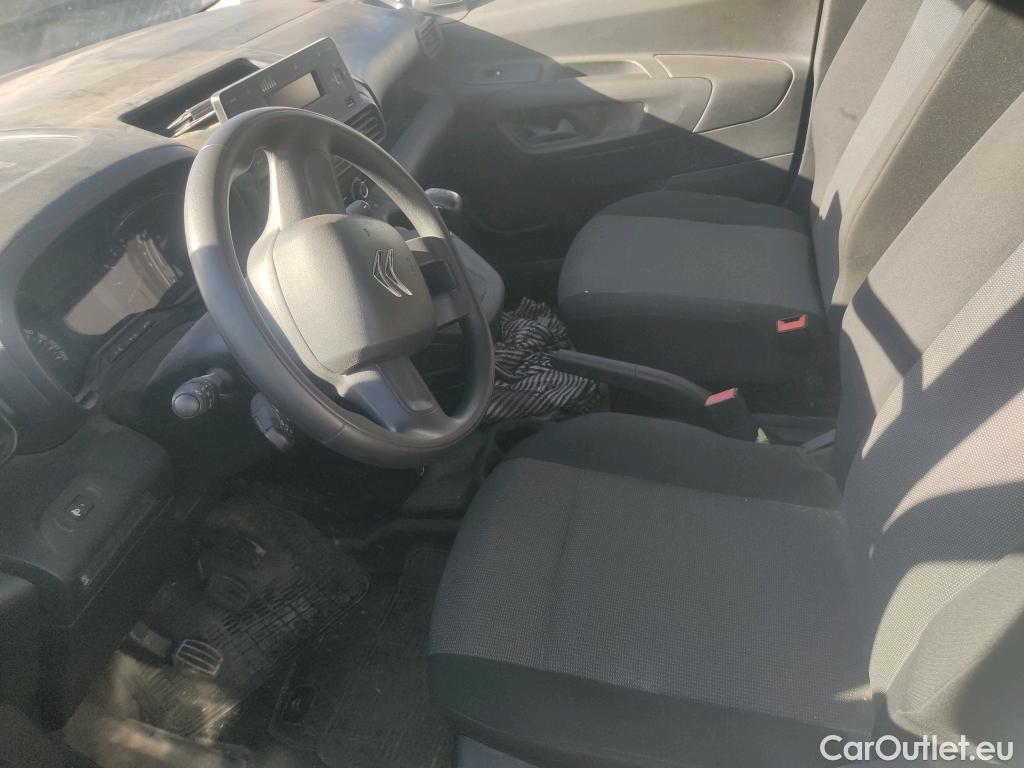  Citroen  Berlingo CITROEN  / 2018 / 4P / furgón derivado de turismo Talla XL BlueHDi 100 CONTROL #15