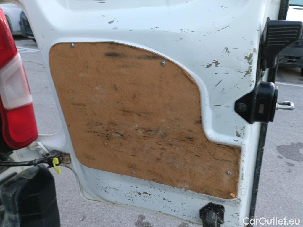  Citroen  Berlingo CITROEN  / 2018 / 3P / furgón derivado de turismo Talla M BlueHDi 100 CONTROL #28