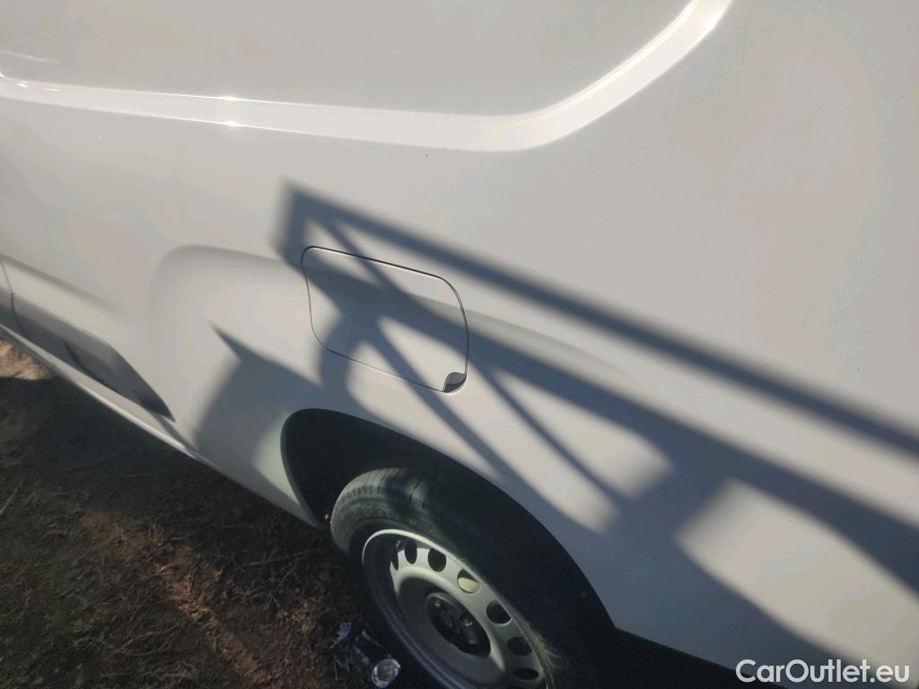  Citroen  Berlingo CITROEN  / 2018 / 4P / furgón derivado de turismo Talla XL BlueHDi 100 CONTROL #1