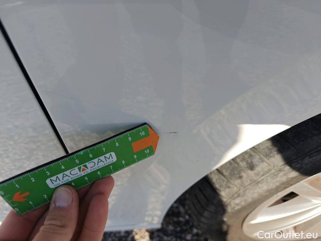  Volkswagen  Golf  VOLKSWAGEN / 2020 / 5P / berlina con portón Life 1.0 eTSI 81kW (110CV) DSG #2