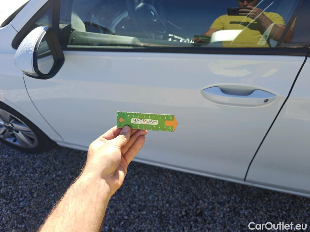  Volkswagen  Golf  VOLKSWAGEN / 2020 / 5P / berlina con portón Life 1.0 eTSI 81kW (110CV) DSG #22