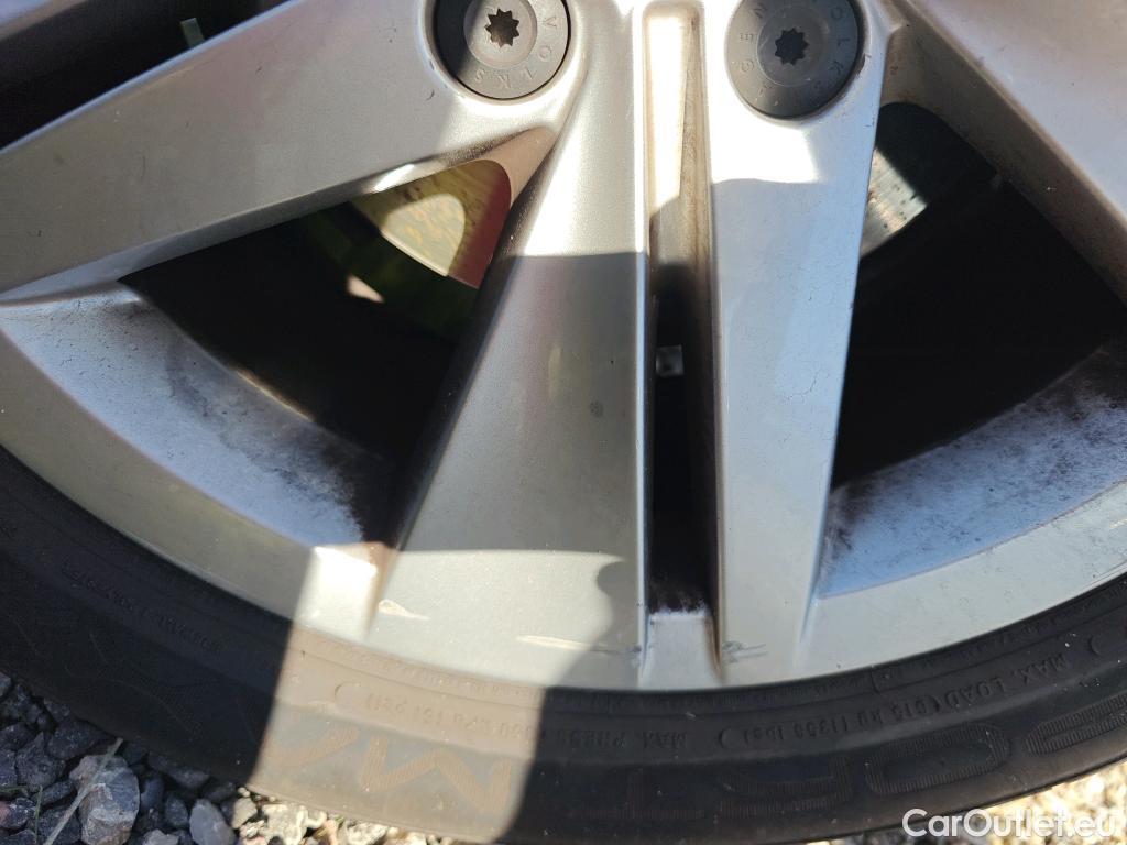  Volkswagen  Golf  VOLKSWAGEN / 2020 / 5P / berlina con portón Life 1.0 eTSI 81kW (110CV) DSG #7