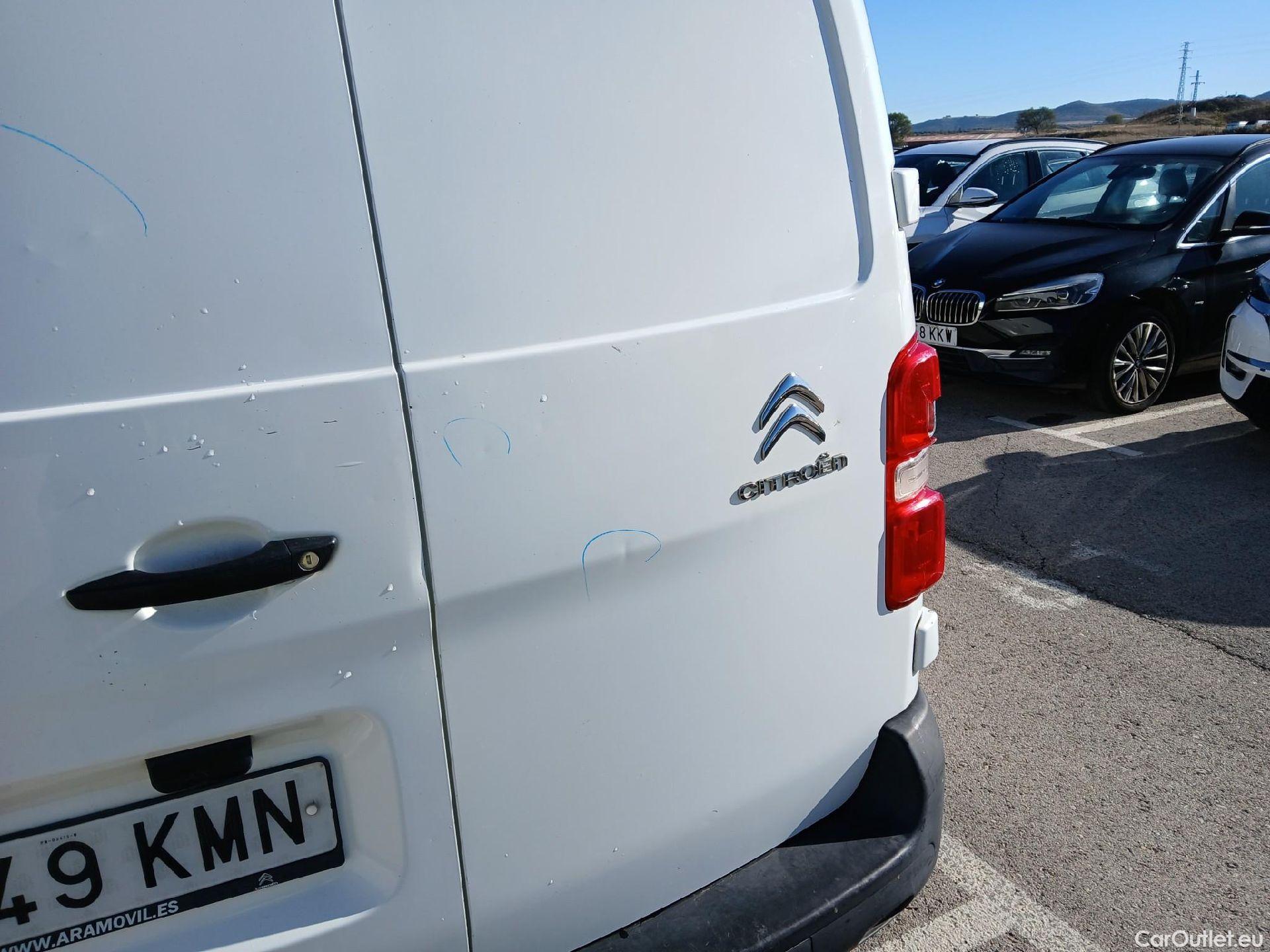  Citroen  Jumpy CITROEN  VU 4P 3G FURGÓN Talla M BlueHDi 85KW (115CV) 6v Confort #25