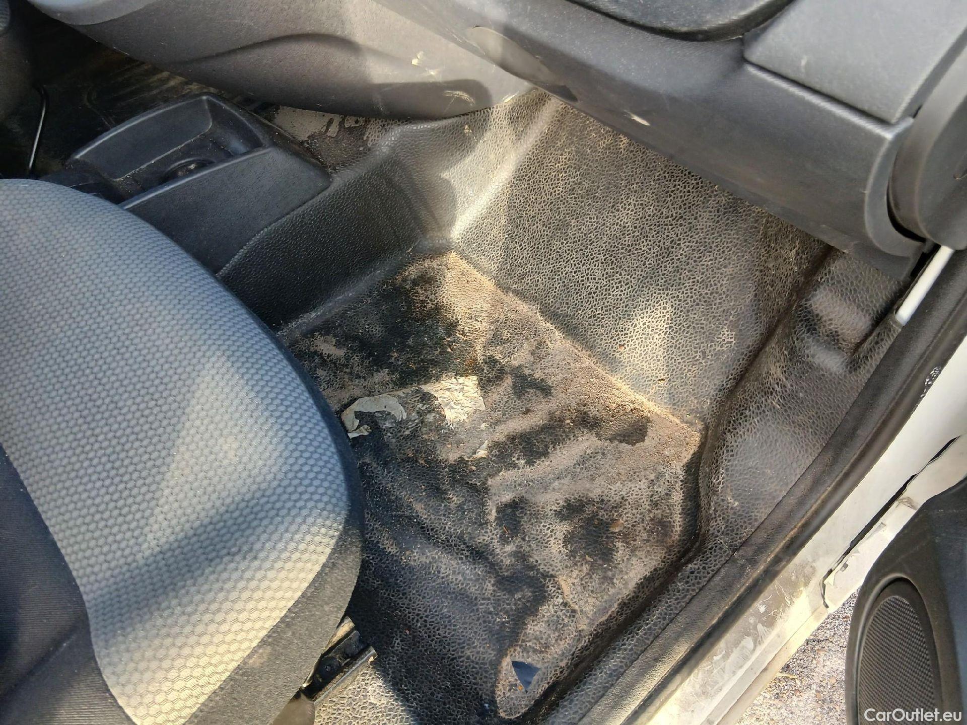  Renault  Kangoo RENAULT  Furgón/2013/3P/furgón derivado de turismo Profesional dCi 66kW (90CV) Euro 6 #36