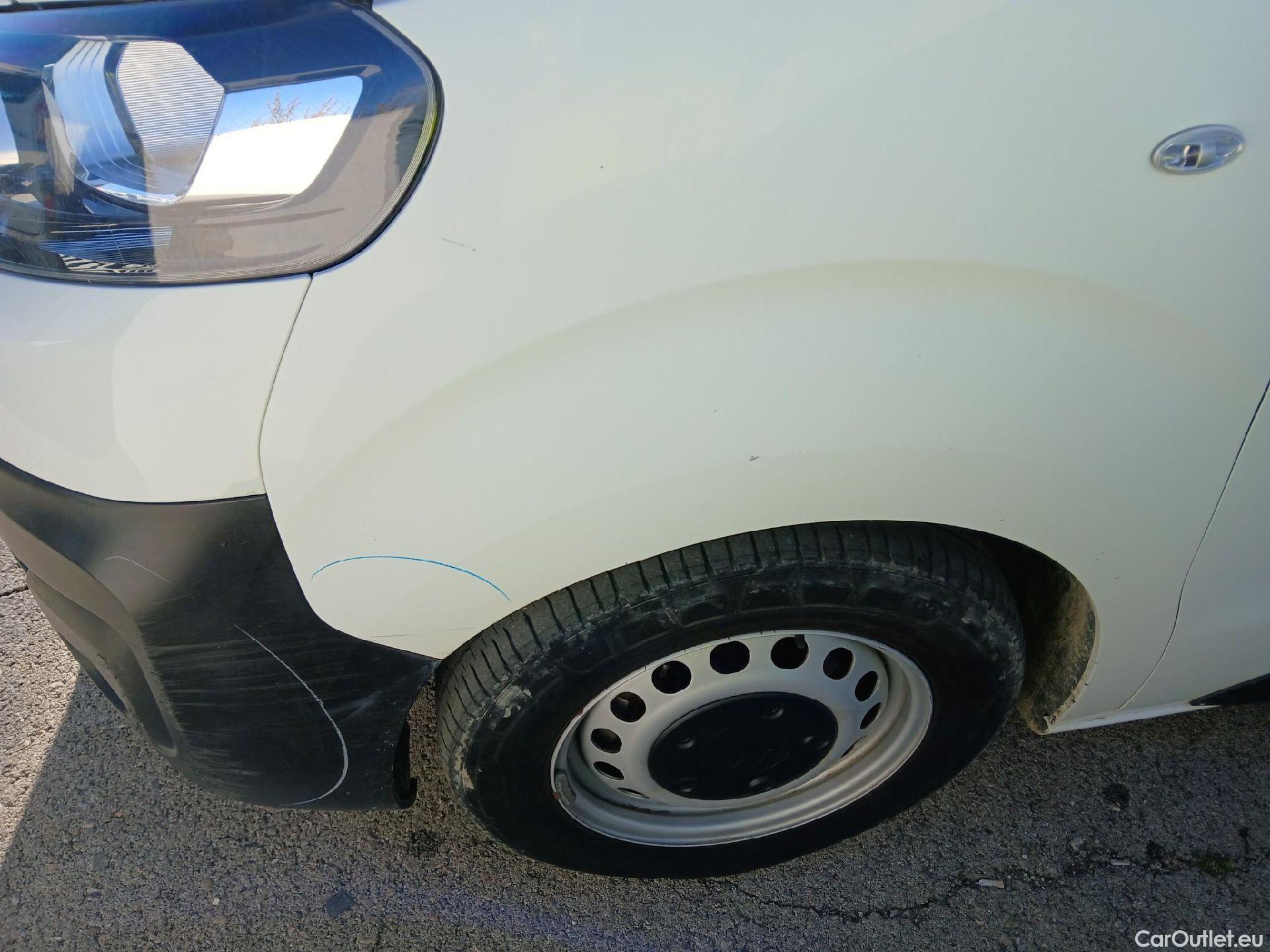  Citroen  Jumpy CITROEN  VU 4P 3G FURGÓN Talla M BlueHDi 85KW (115CV) 6v Confort #17