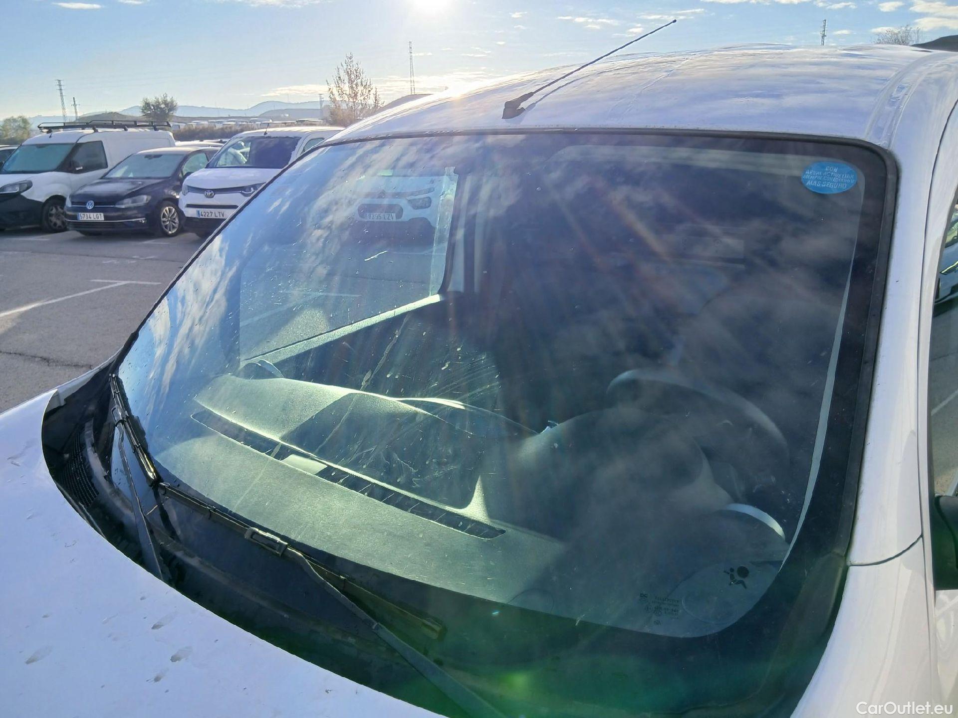  Renault  Kangoo RENAULT  Furgón/2013/3P/furgón derivado de turismo Profesional dCi 66kW (90CV) Euro 6 #4