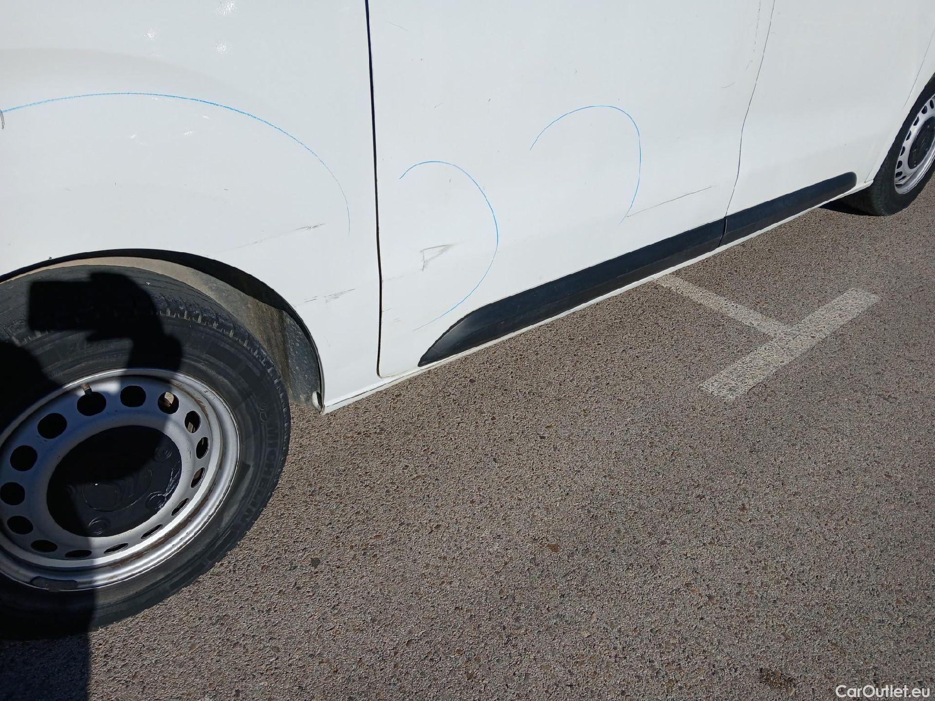  Citroen  Jumpy CITROEN  VU 4P 3G FURGÓN Talla M BlueHDi 85KW (115CV) 6v Confort #36