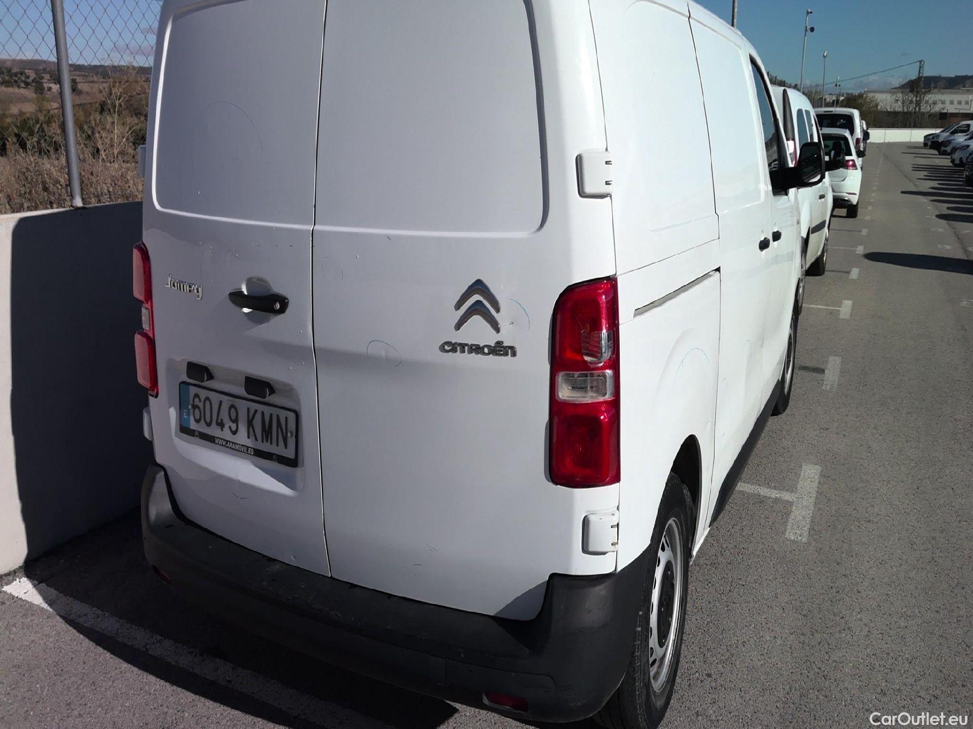  Citroen  Jumpy CITROEN  VU 4P 3G FURGÓN Talla M BlueHDi 85KW (115CV) 6v Confort #30