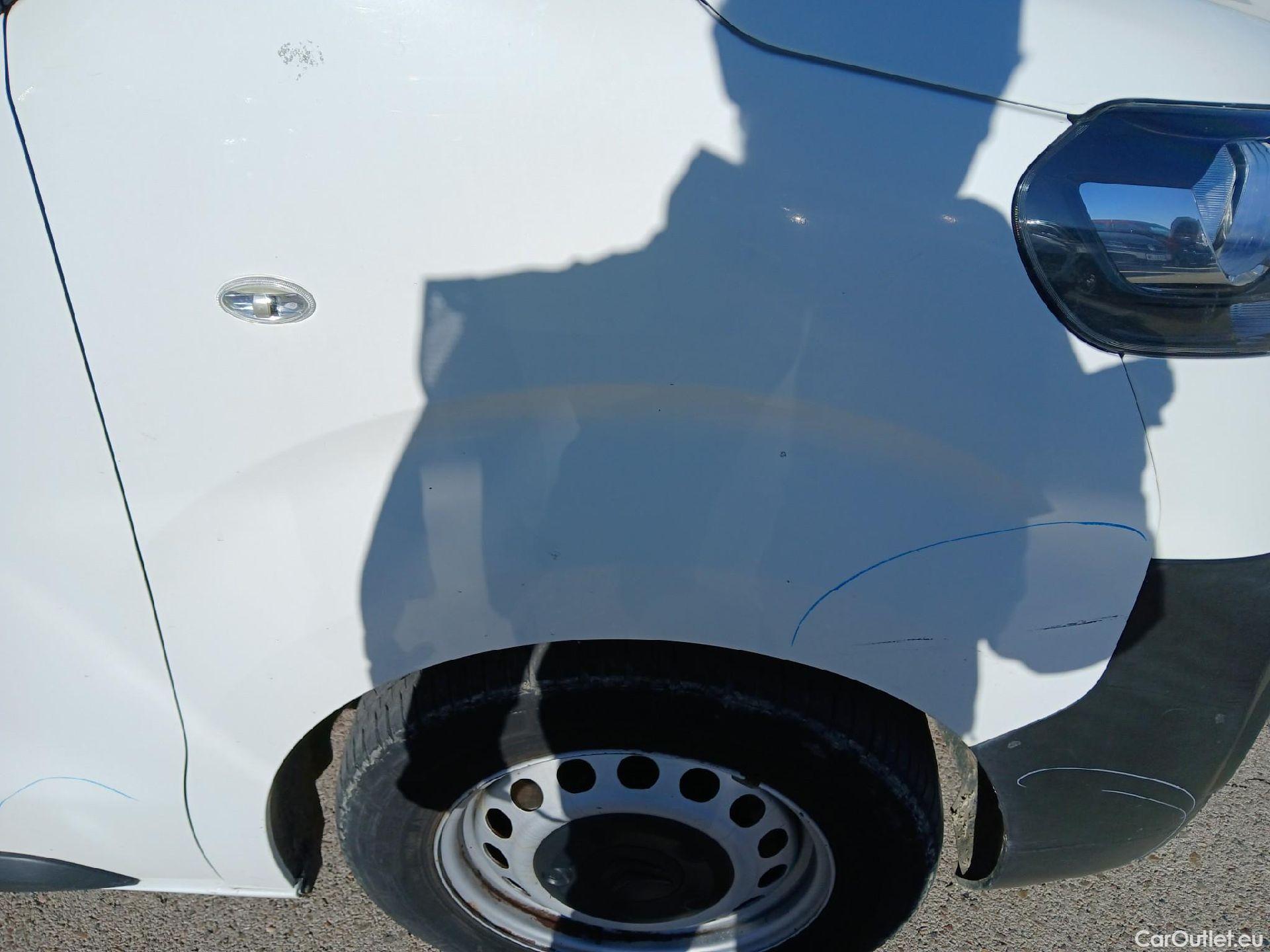  Citroen  Jumpy CITROEN  VU 4P 3G FURGÓN Talla M BlueHDi 85KW (115CV) 6v Confort #42