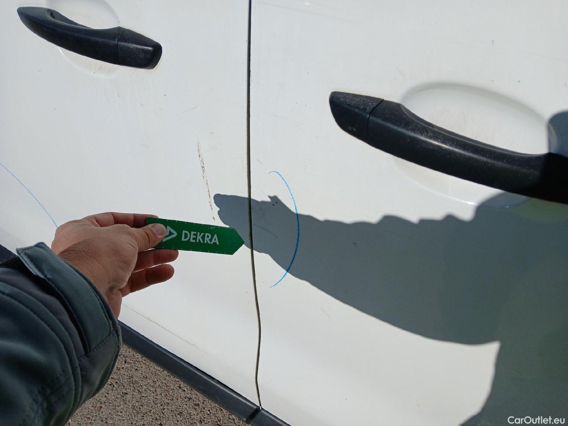  Citroen  Jumpy CITROEN  VU 4P 3G FURGÓN Talla M BlueHDi 85KW (115CV) 6v Confort #37