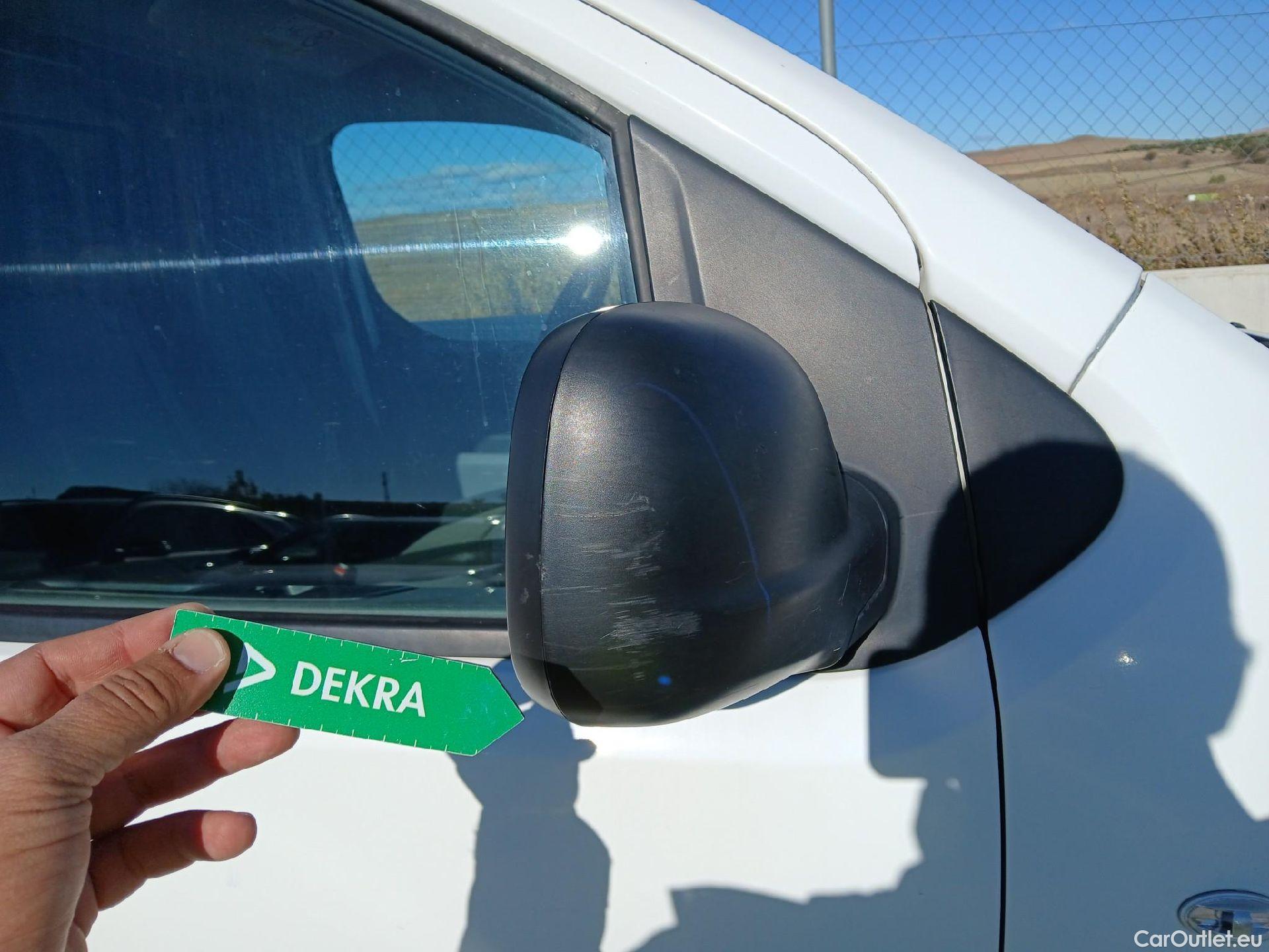  Citroen  Jumpy CITROEN  VU 4P 3G FURGÓN Talla M BlueHDi 85KW (115CV) 6v Confort #40