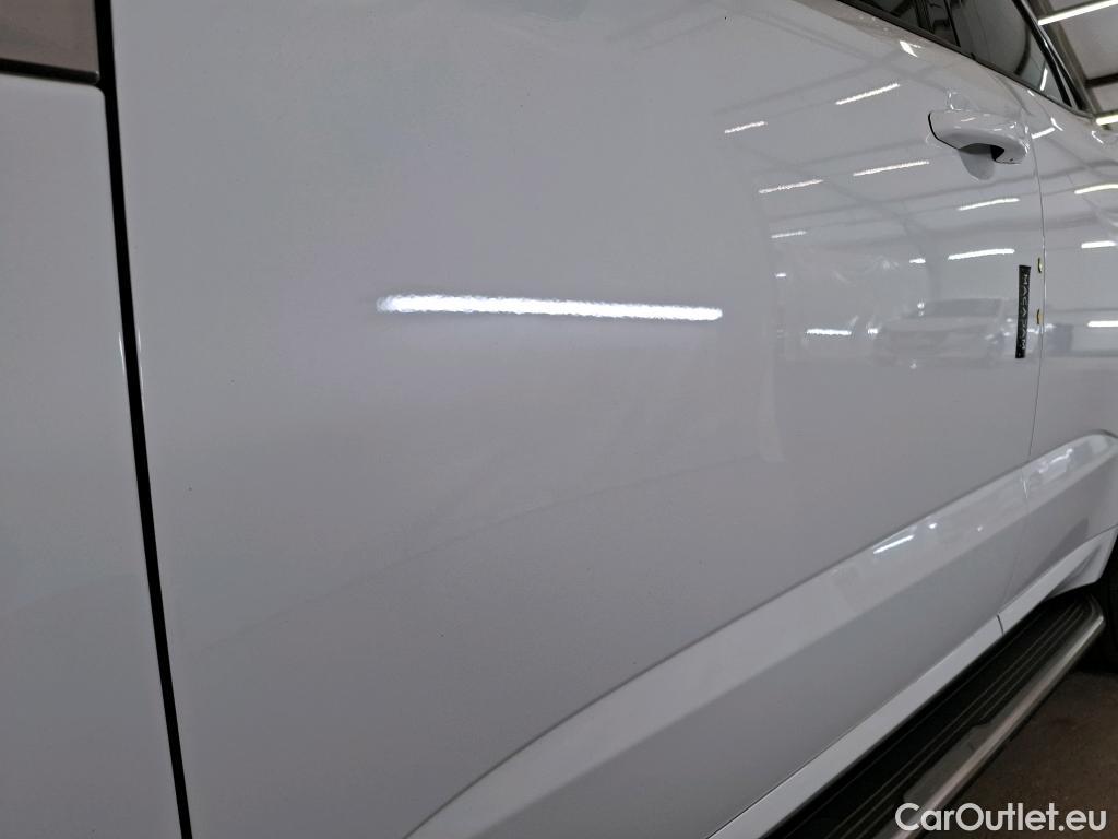  Jaguar  E-PACE JAGUAR  5p SUV D180 BVM AWD R-DYNAMIC S #1