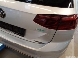  Volkswagen  Passat Variant 2.0 TDI SCR DSG 4Motion Business Automatic Diesel  35 #38