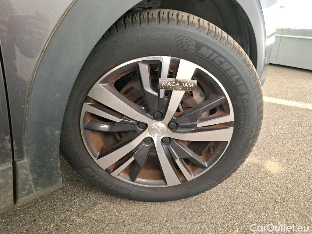  Peugeot  3008 PEUGEOT   2020  5P  SUV 1 6 HYBRID 225 E EAT8 Allure #36