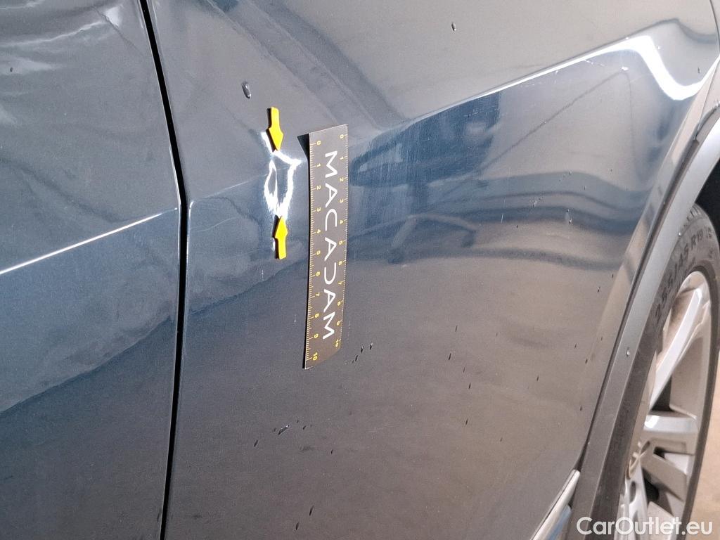  Volkswagen  Tiguan VOLKSWAGEN  / 2020 / 5P / SUV 1.5 TSI 150 DSG7 R-Line #15