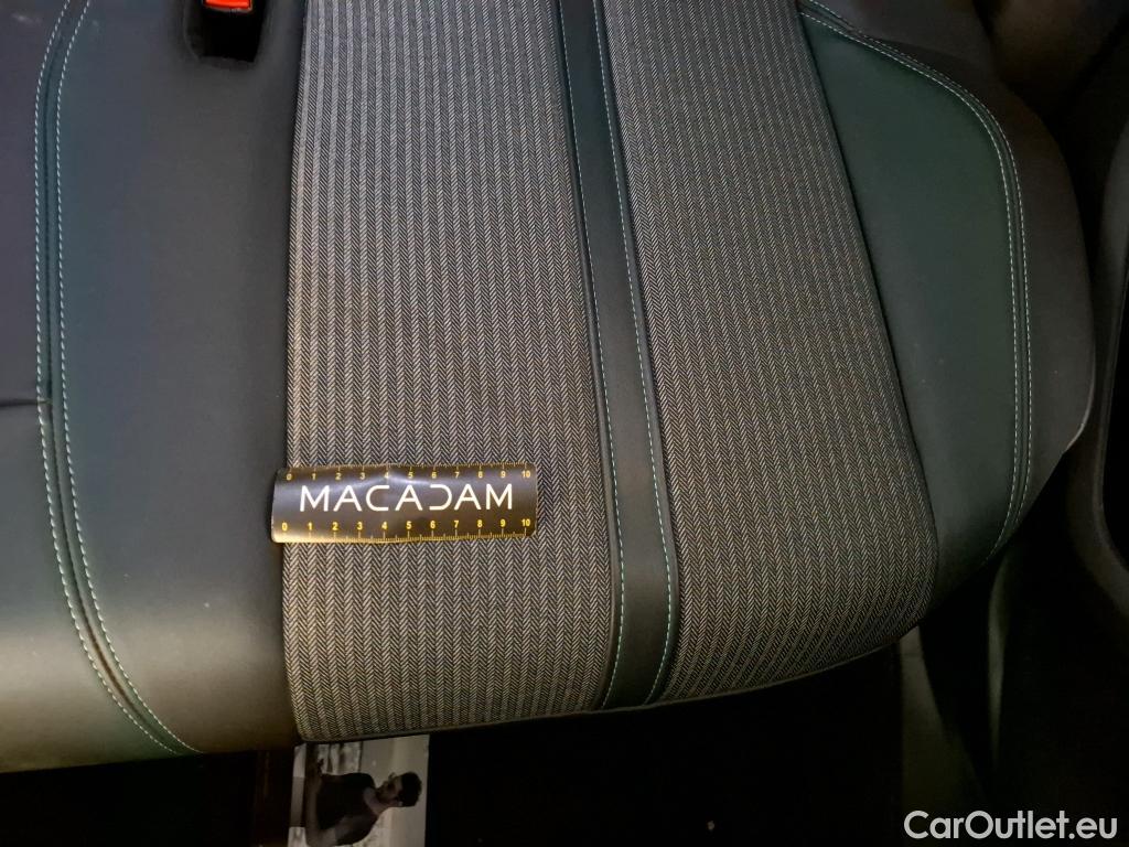  Peugeot  3008 PEUGEOT   2020  5P  SUV 1 6 HYBRID 225 E EAT8 Allure #31