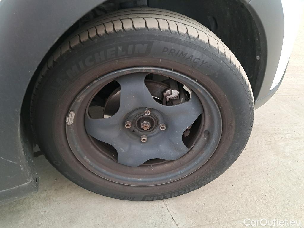  Citroen  C3  Feel Pack 1.2 PureTech 80CV BVM5 E6d #7