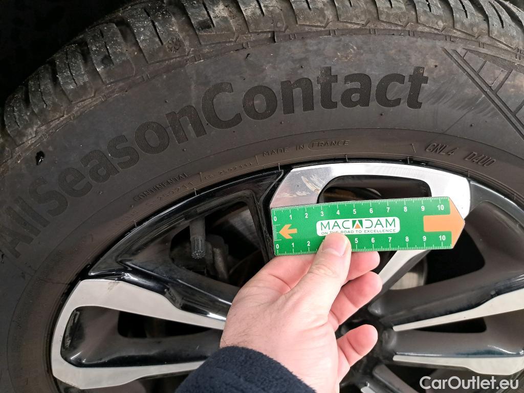  Opel  Crossland  X Business Elegance 1.2 Turbo 130CV BVA6 E6d #19