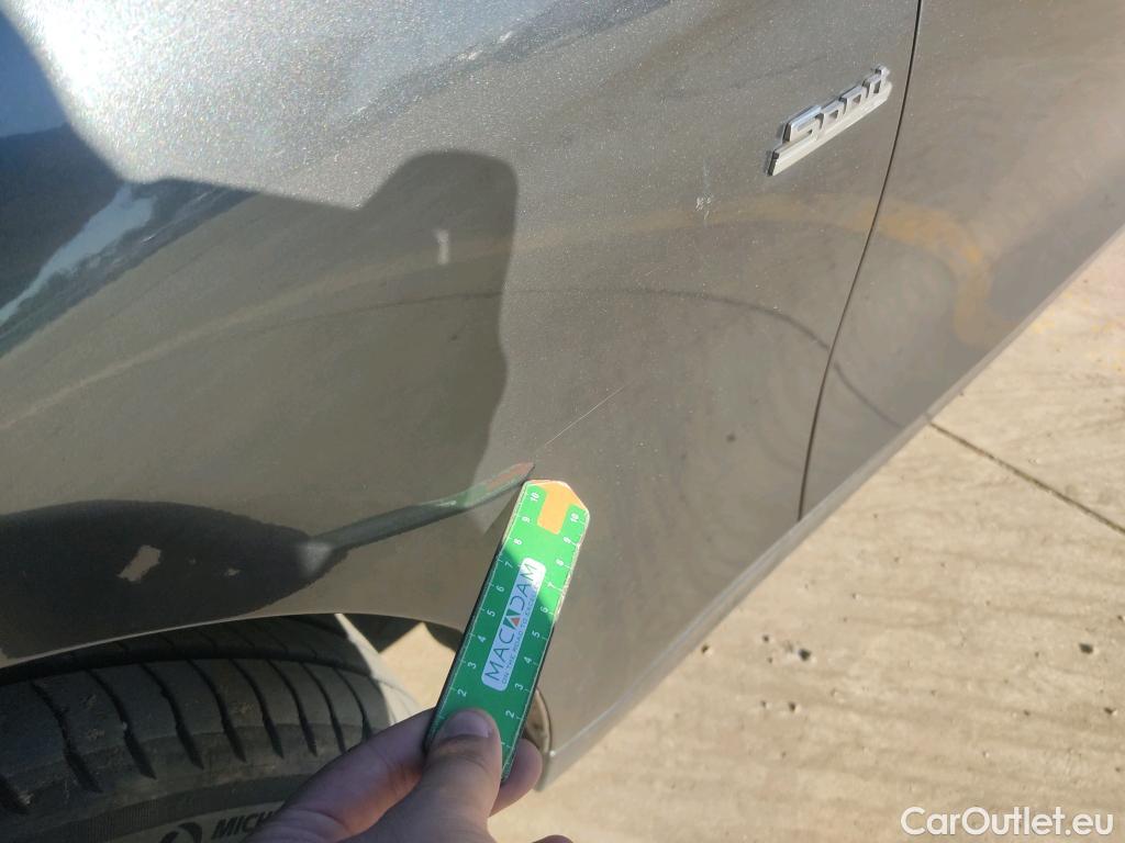  Bmw  Serie 3 BMW  5p 6G familiar 318d Touring #35