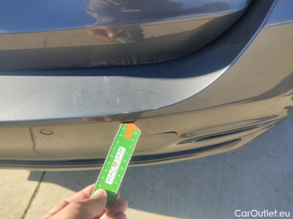  Bmw  Serie 3 BMW  5p 6G familiar 318d Touring #21