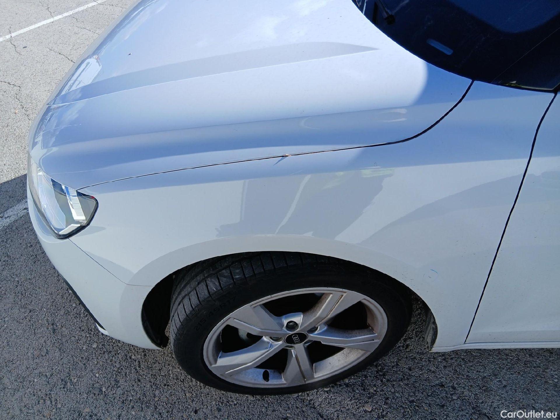  Audi  A1 Sportback AUDI A1 / 2018 / 5P / berlina con portón Sportback Advanced 25 TFSI 70kW (95CV) #9