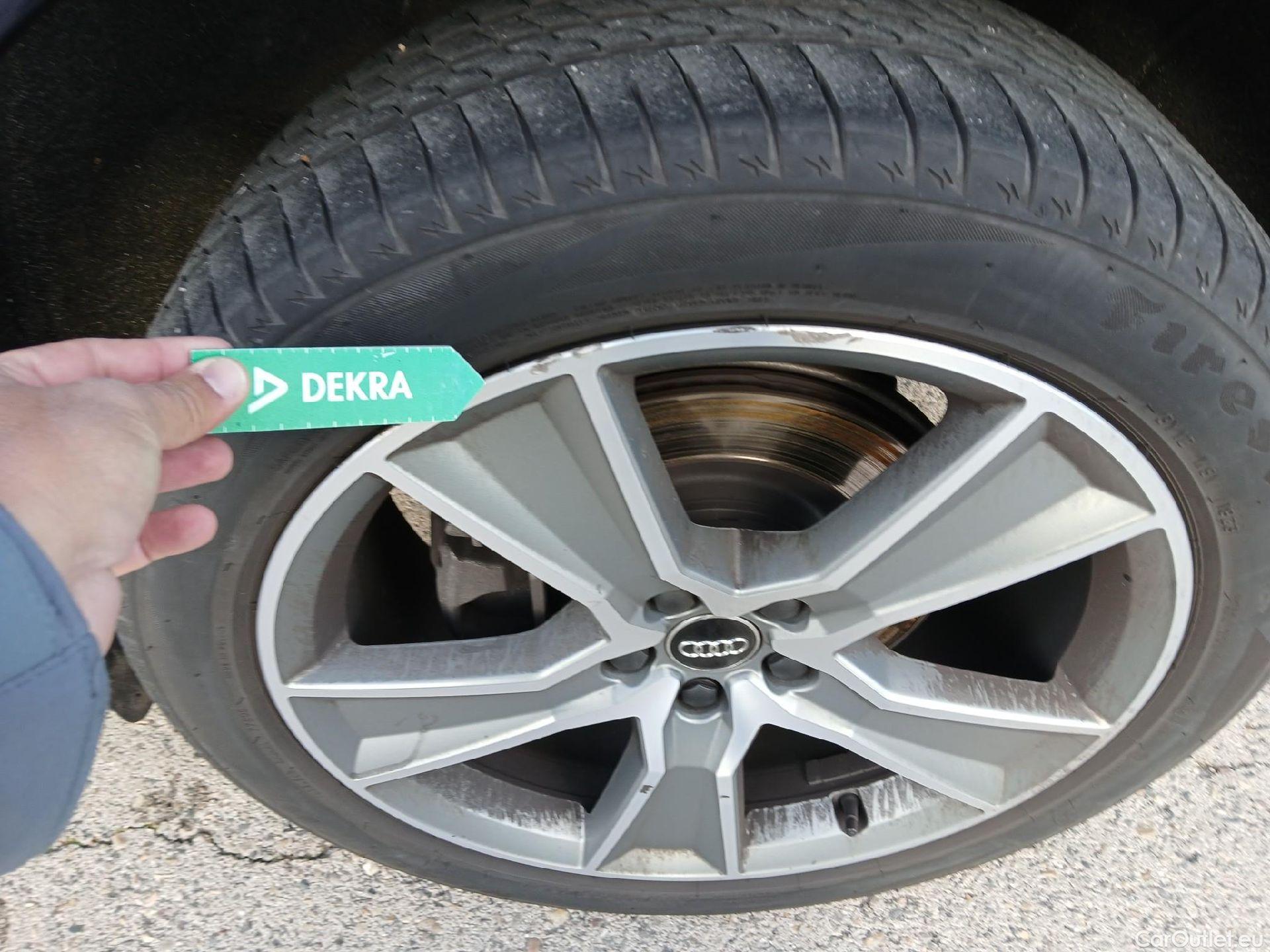  Audi  Q5 AUDI  / 2016 / 5P / S line 40 TDI 140kW quattro S tronic #3