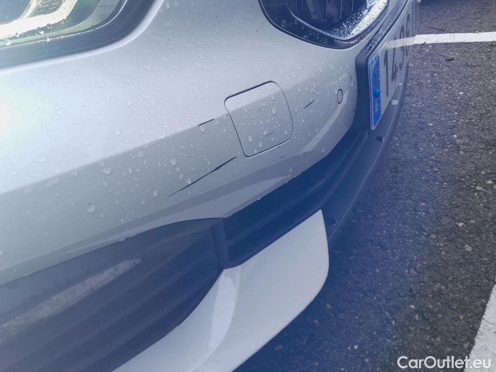  Bmw  Serie 1 BMW  / 2019 / 5P / berlina con portón 118i #26