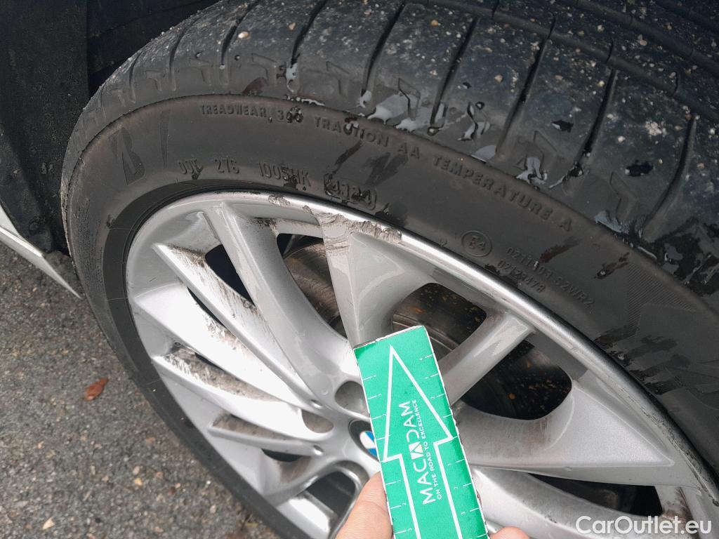  Bmw  Serie 1 BMW  / 2019 / 5P / berlina con portón 118i #21