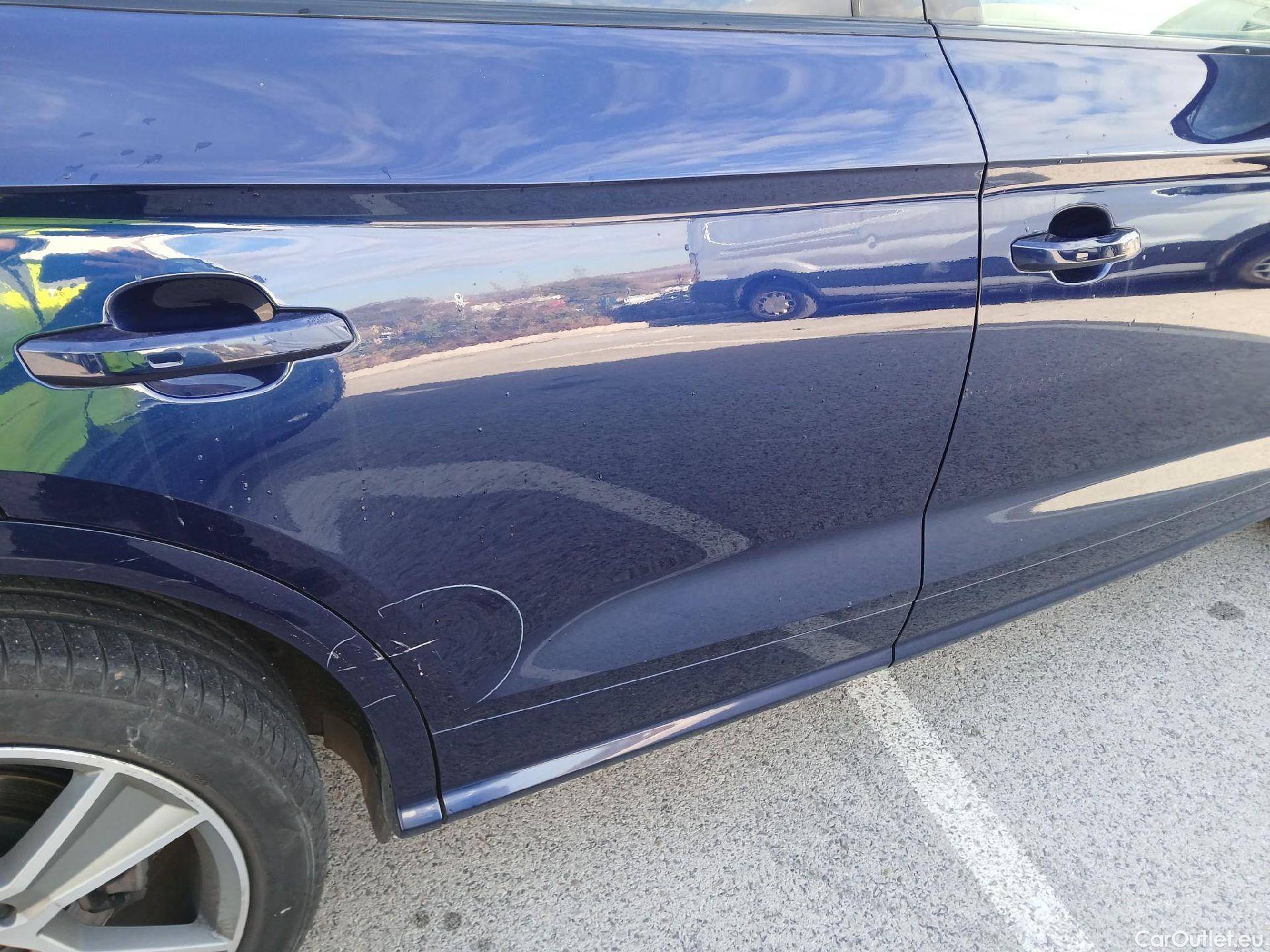  Audi  Q5 AUDI  / 2016 / 5P / S line 40 TDI 140kW quattro S tronic #38