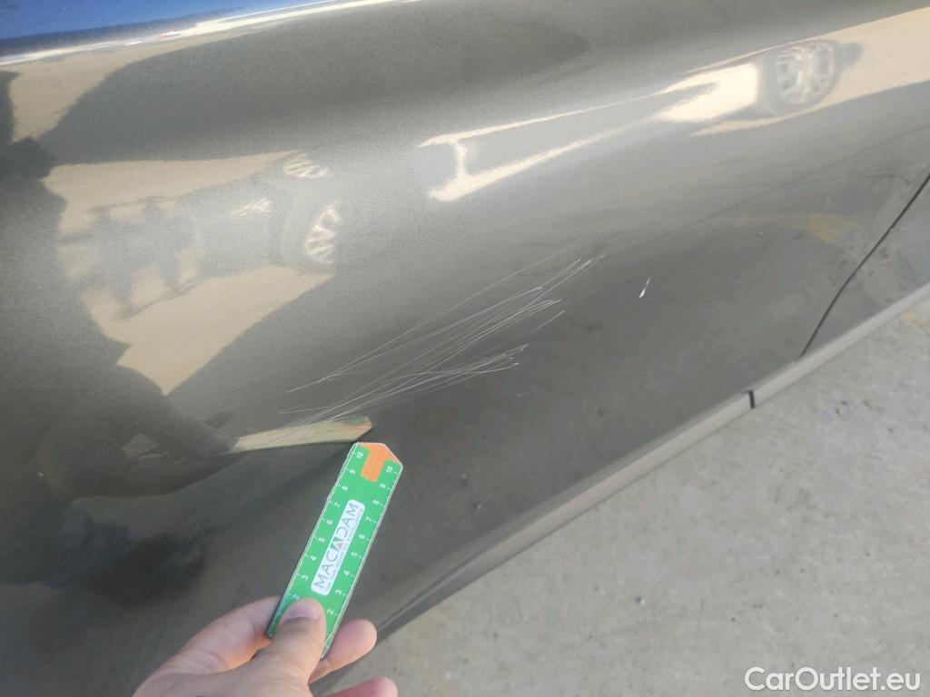  Bmw  X1 BMW  sDrive18i #5