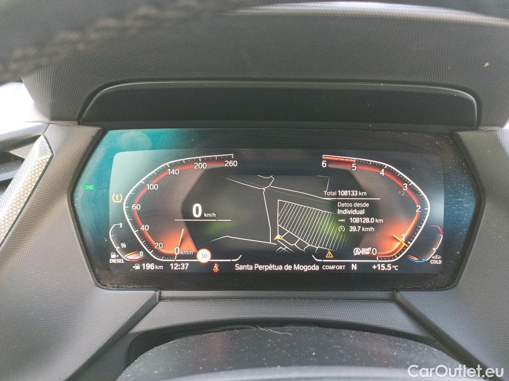  Bmw  Serie 1 BMW  / 2019 / 5P / berlina con portón 116d #17