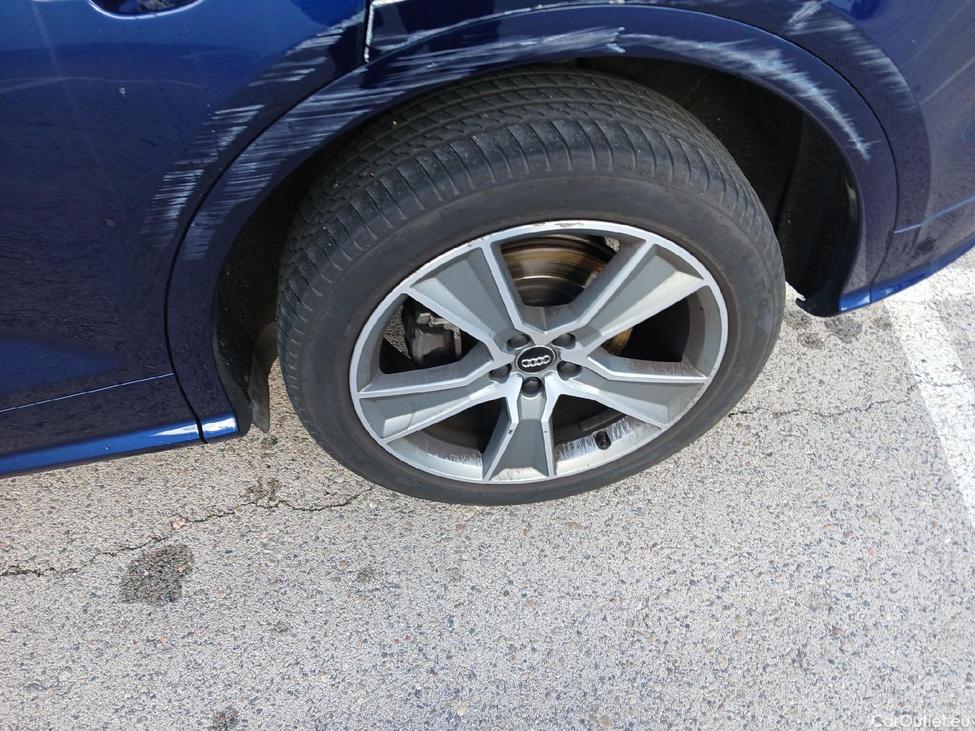  Audi  Q5 AUDI  / 2016 / 5P / S line 40 TDI 140kW quattro S tronic #4