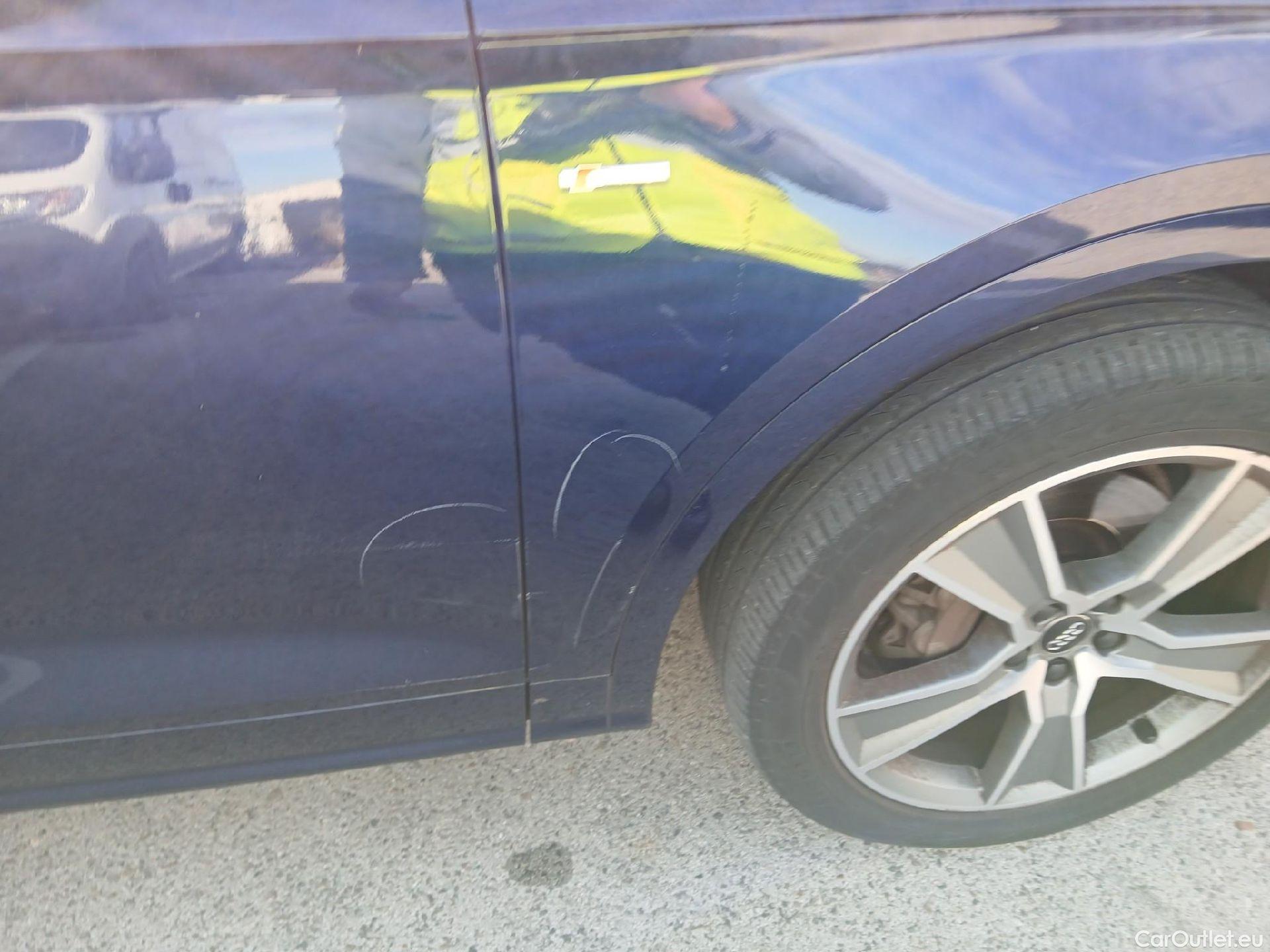  Audi  Q5 AUDI  / 2016 / 5P / S line 40 TDI 140kW quattro S tronic #43