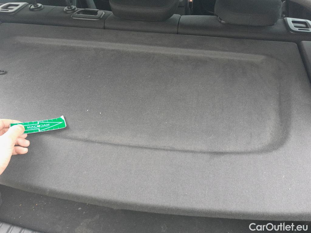  Bmw  Serie 1 BMW  / 2019 / 5P / berlina con portón 118i #13