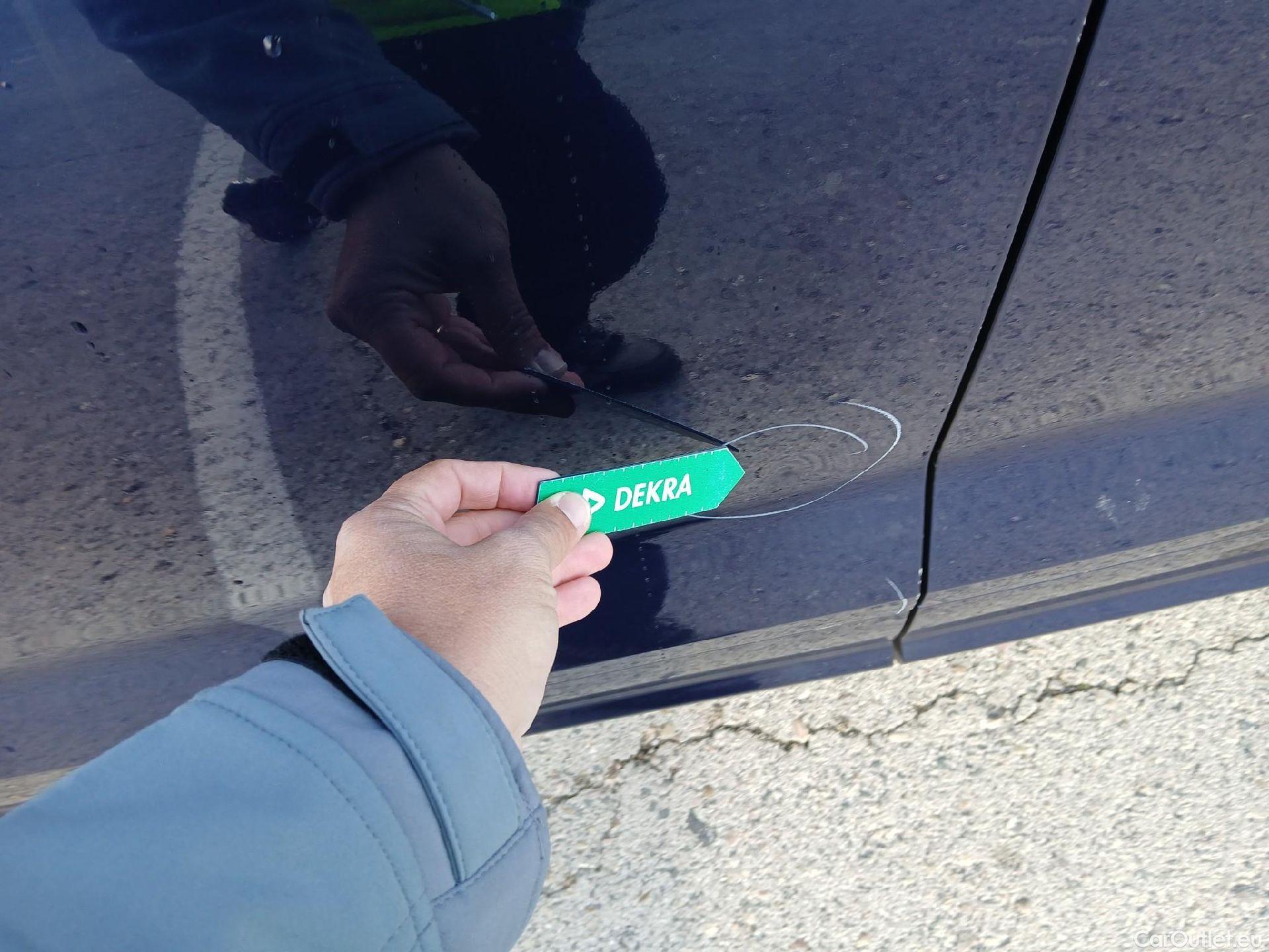  Audi  Q5 AUDI  / 2016 / 5P / S line 40 TDI 140kW quattro S tronic #19